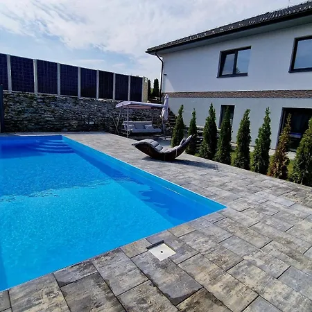 La Perla 4*