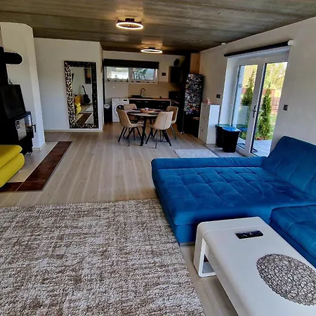 Guest house La Perla Zajickov